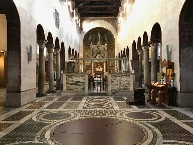 santa maria cosmedin interior santa maria cosmedin interior