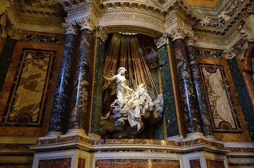 trevi fountain neighborhood santa maria della vittoria bernini santa-maria-della-vittoria-bernini