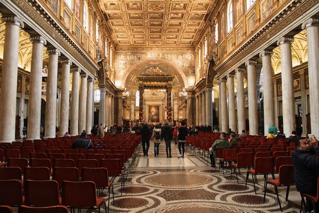 File:Santa Maria Maggiore - interior - hw.jpg - Wikipedia