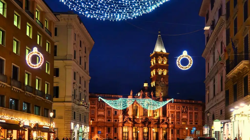 santa maria maggiore exterior christmas lights