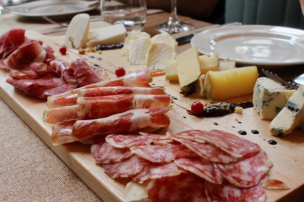 Tagliere of cold cuts at Secondo Tradizione Tagliere of cold cuts at Secondo Tradizione