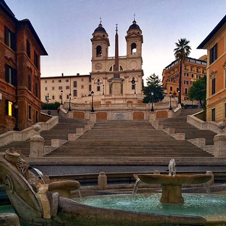 spanish steps early morning