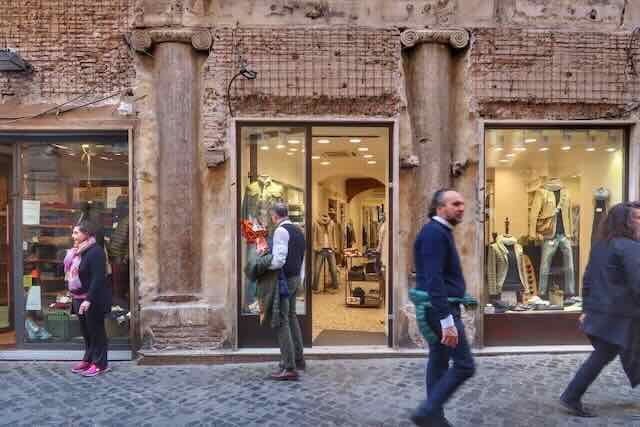 Spoglia near Campo de Fiori