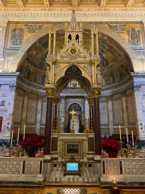 st paul ciborio and altar close up