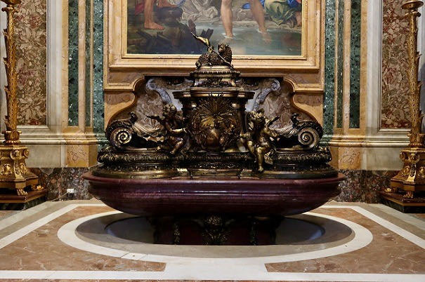 baptismal font in saint peter's basilica baptismal font in saint peter's basilica