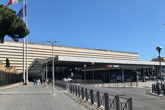 termini station front view