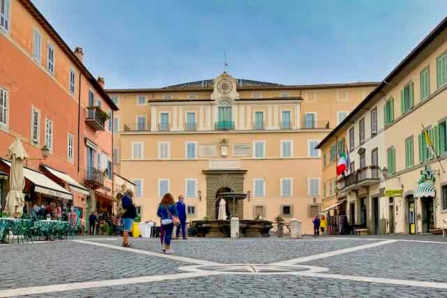 central piazza in the town of Castel Gandolfo