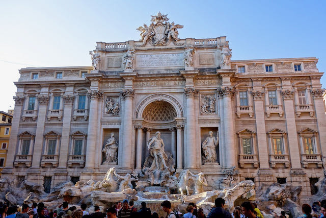 trevi fountain