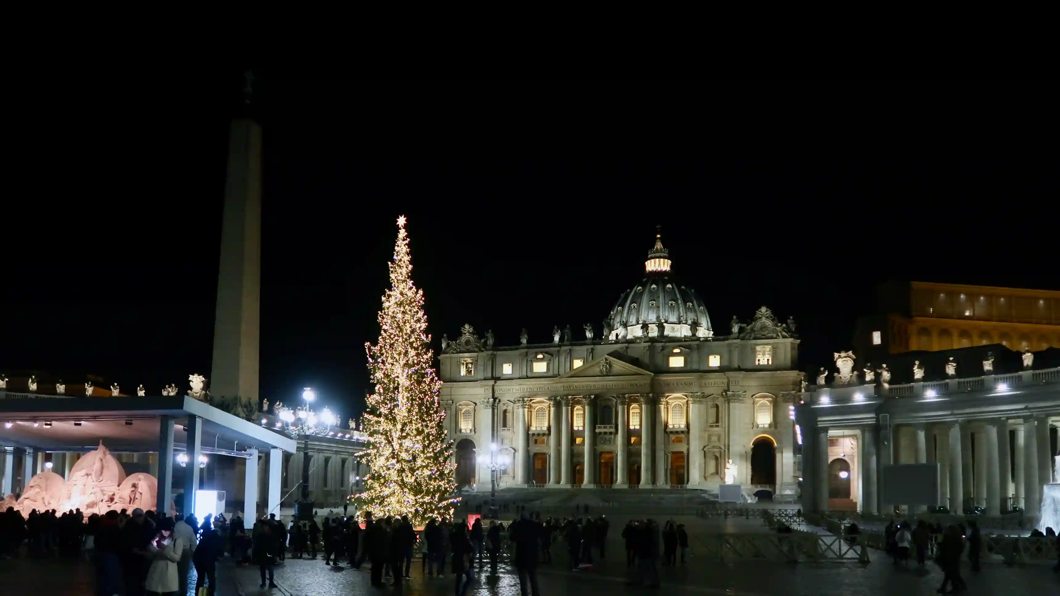 vatican christmas saint peters square