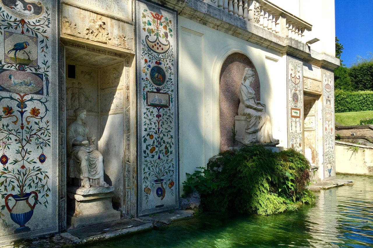 želví fontána ve Vatikánských zahradách