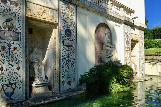 vatican gardens turtle fountain