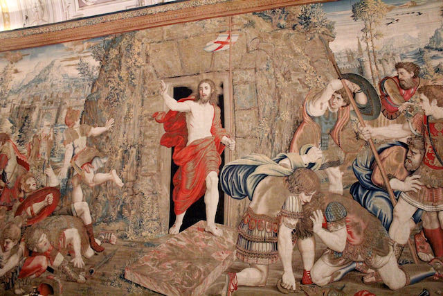 resurrection of christ in tapestry gallery of vatican museums