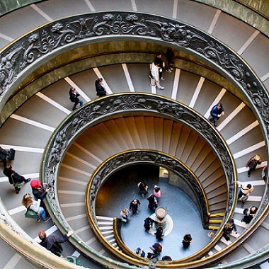 vatican museums spiral staircase