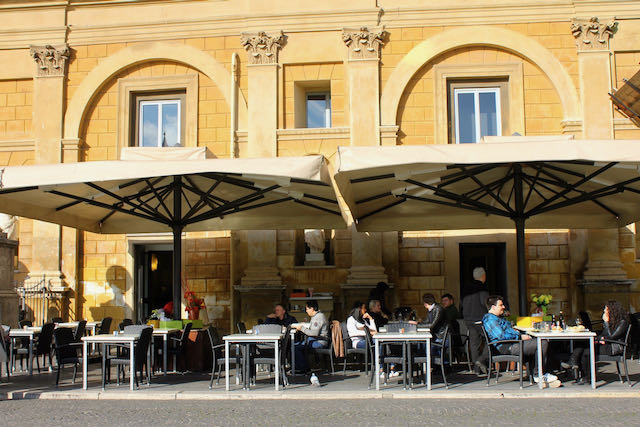 caffeteria in the pinecone courtyard
