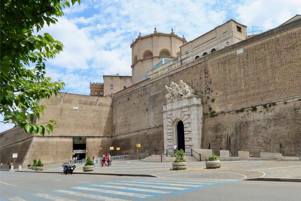 vatican museums entrance and exit vatican museums entrance and exit