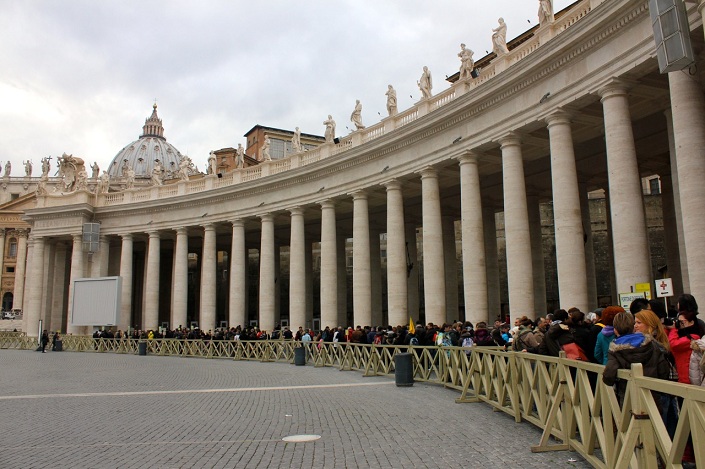 line to get into st peter's basilica in january