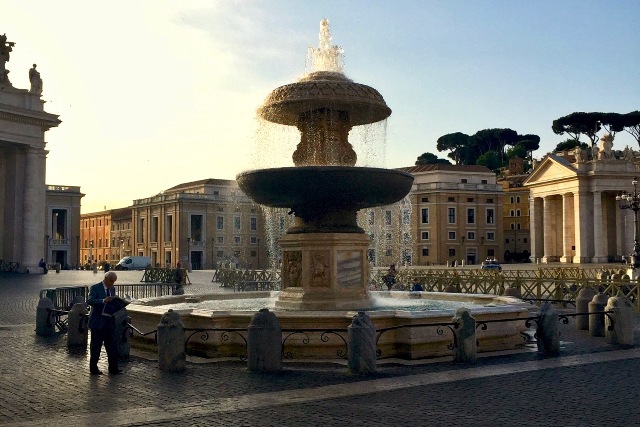 st peter's square at 7 AM