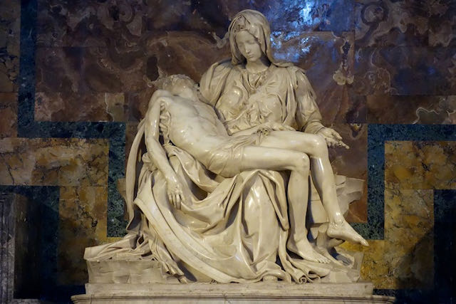 St.Peter's Pietà sculpture St.Peter's Pietà sculpture