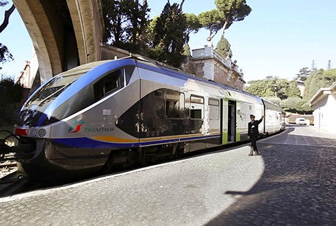 train to castel gandolfo from vatican