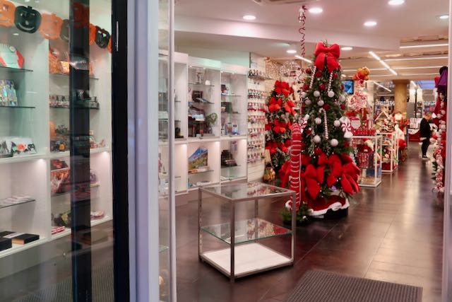 vertecchi christmas gifts