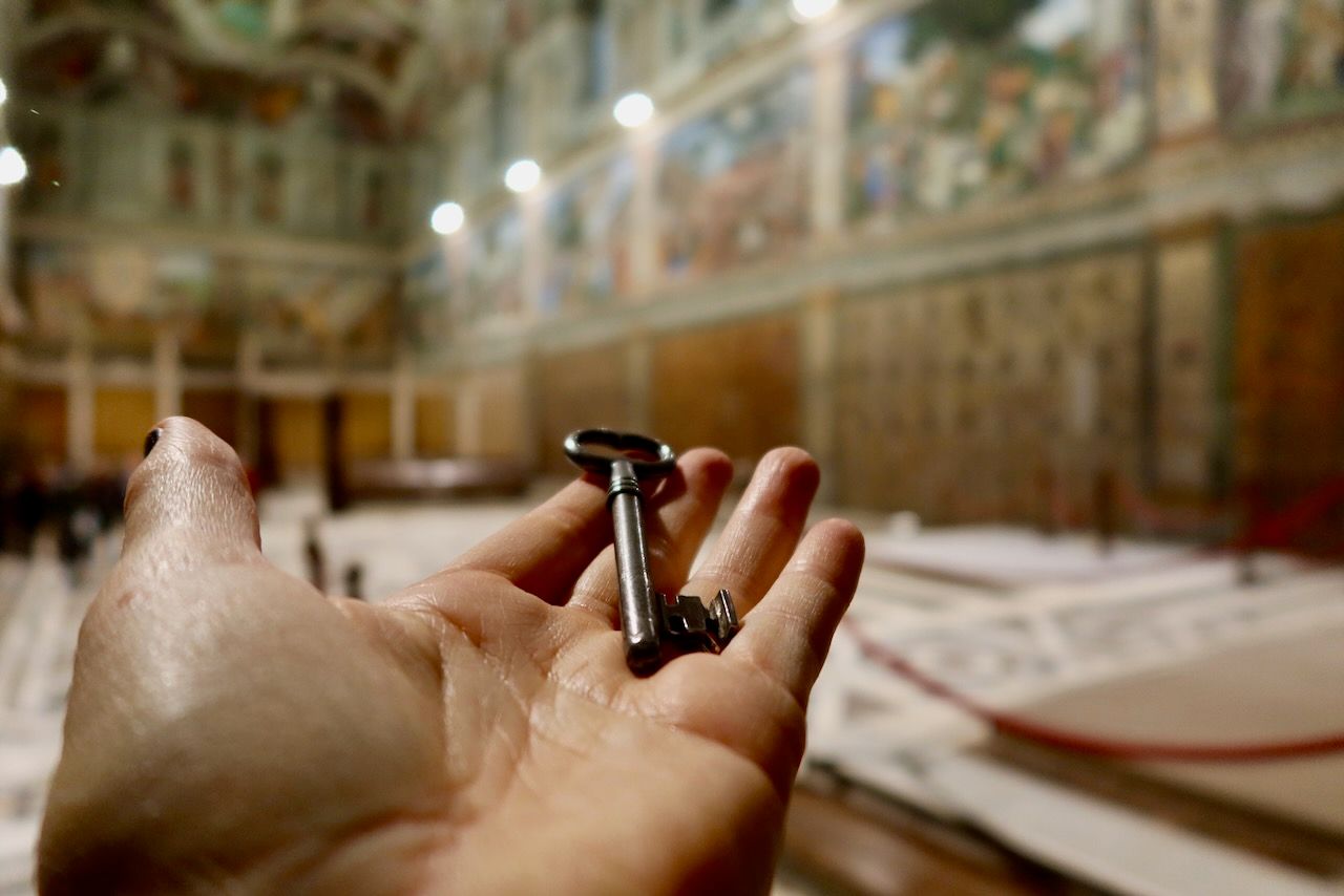 vip open vatican - key to sistine chapel
