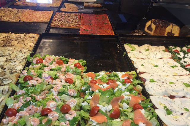 pizza by the slice near trevi fountain